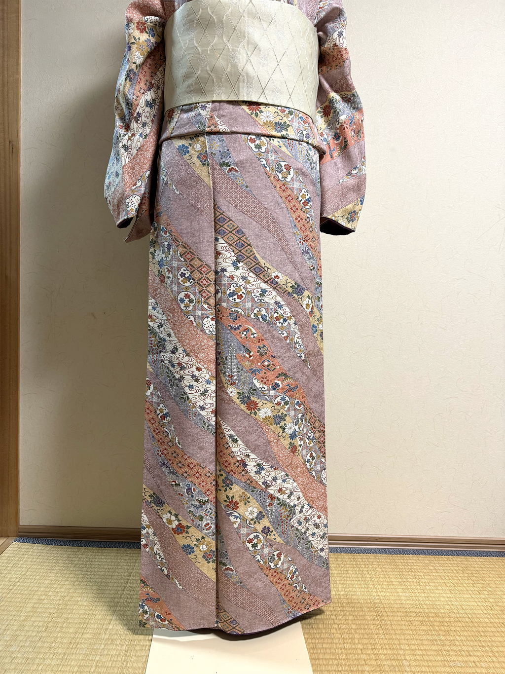 Large Size Vintage Komon Kimono – Silk, Lined (Awase)