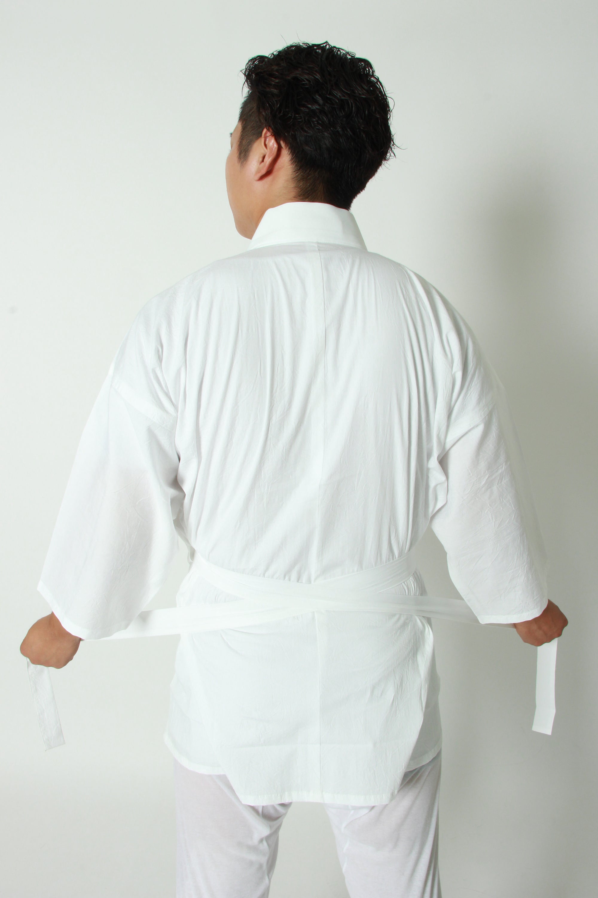 Men’s Kimono Undershirt – Replaceable Collar